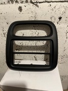 Ramka radia renault trafic III