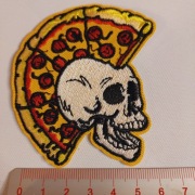 Morale Patch/Naszywka/ Naprasowanka - PIZZA SKULL  (rewers z klejem)