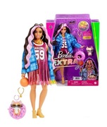 LALKA BARBIE EXTRA PIESEK Corgi AKCESORIA Sportowa Czarno-różowe włosy