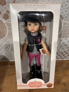 Lalka Amigas Paola Reina w stroju jeździeckim, nowa