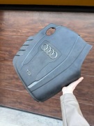 OSŁONA POKRYWA SILNIKA AUDI A4 A5 A6 5 BEZ USZKODZEŃ !!!
