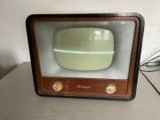 STARY  TELEWIZOR KINESKOPOWY RFT lampowy 