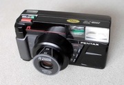Pentax zoom 70 - analogowy kopakt.
