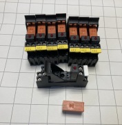 Przekaźnik Schrack RT424730 + podstawka