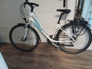 Unibike Voyager Rama 17 koła 28 Rower Trekkingowy