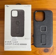 etui Iphone 13 pro firmy PEAK DESING