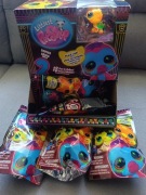 Lps Littlest Pet Shop seria 2 neon Black light świecace saszetka komplet