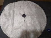 Okrągła mata pod choinkę