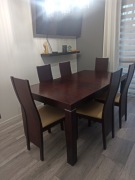 Stół rozkładany + 6 krzeseł 