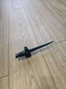 Zraszacz ogrodowy wbijany w ziemie podlewanie ogrodu