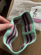 Guma taśma Oporowa Seledynowa Miętowa nowa na fitness do ćwiczeń pilates XS