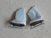 Miniaturka - buty z łyżwami dla lalki 