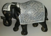 Słoń figurka rzeźba słonia