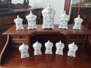 Zestaw ceramicznych pojemników - Delft