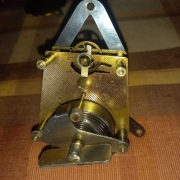 Mechanizm budzika gustav becker