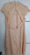 Koronkowa Sukienka w odcieniu pastelowej moreli w rozm. M 