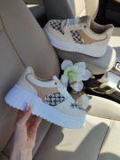 trampki tenisówki rozmiar 39 Gucci beżowo-białe piękna jesienna wiosna