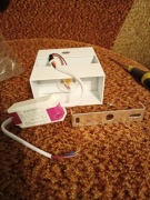 nowoczesnykinkiet LEDwraz z niezbędnymi komponentami góra -doł 