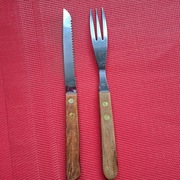 Stare sztućce drewniana rączka do steków