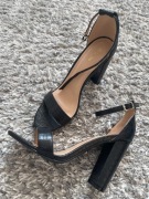 Sandały na słupku Deezee rozmiar 40