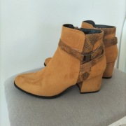 Botki Deichmann rozmiar 36 