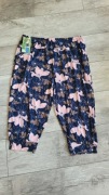 Cotton plus spodnie alladynki 4XL-6XL w różowe kwiaty