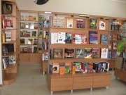 Regały / Szafki sklepowe, biurowe, ścienne, wolnostojące, regulowane