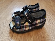 Kapcie chłopięce Nazo. Rozmiar 19.