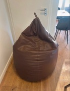 Skórzana pufa do siedzenia – worek sako