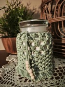 Sweterek, lampion makrama,  otulacz do świecy szałwiowy.