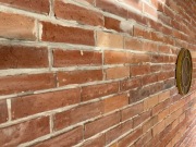 Cegła dekoracyjna z XX wieku na ścianę