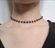 Naszyjnik choker handmade czarne koraliki delikatny na co dzień