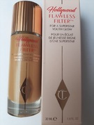Charlotte Tilbuey Hollywood flawless filtr, rozswietlacz w płynie 
