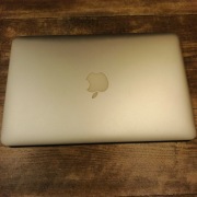 Macbook Air A1465 , nowa bateria , 1 cykl ładowania