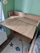 Dwa male rozkladane biurka (podana cena za jedno )