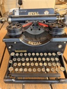 Stara maszyna do Pisania Royal