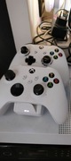 Xbox serii s +kinekt + ładowarka i dwa pady