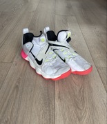 Siatkarskie buty Nike Hyperset z różową podeszwą Rozmiar 46