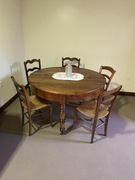 Solidny masywny stół z pełnego orzecha konsola Francja XIX wiek.