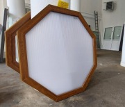 OKNO FIX OŚMIOKĄT 1250 x 1260 - ZŁOTY DĄB