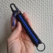 Brelok do kluczy paracord 