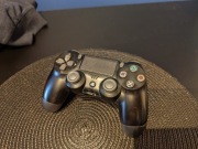 Pad Sony DualShock 4 V2 (CUH-ZCT2E) | Stan BDB | Analogi jak NOWE