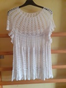 Bluzeczka ręcznie robiona na szydelku 