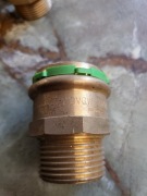 Złączka z gwintem zewnętrznym 35 mm x 1' zacisk