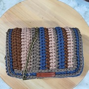 Mała torebka na ramię. Rękodzieło. Sznurek poliestrowy 