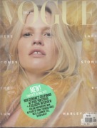 VOGUE 8/2017 ITALIA