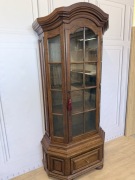 Witryna dębowa w bardzo dobrym stanie