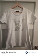 Śliczny T-shirt damski 