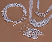 Komplet biżuterii kuleczki naszyjnik kolczyki bransoletka posrebrzany 