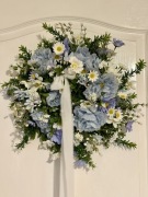 Wianek na drzwi wejściowe delikatny błękit dekoracja domu na prezent 